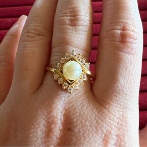 Gold Tone Ring with Clear Stones and Faux Pearl